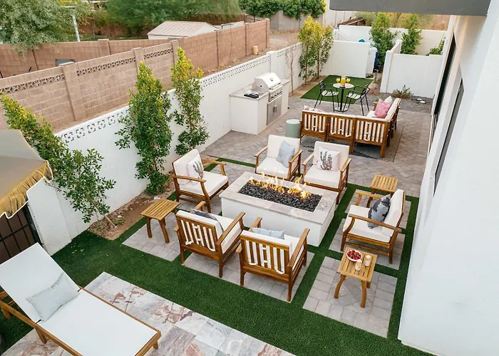 Hébergement de vacances The Classy Cactus Girls' Getaway In Old Town *