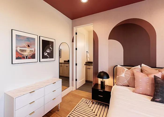 The Classy Cactus Girls' Getaway In Old Town Hébergement de vacances Scottsdale